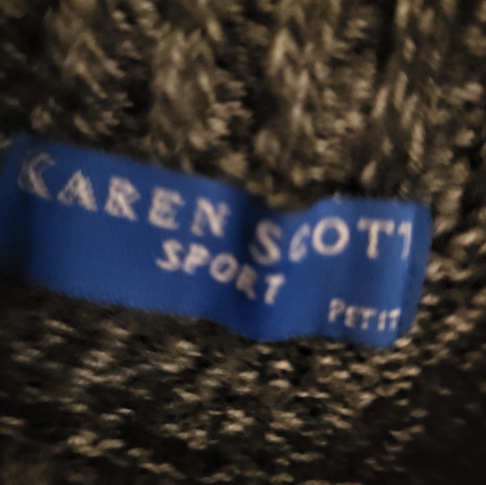 Sweater - Picture 3 of 3
